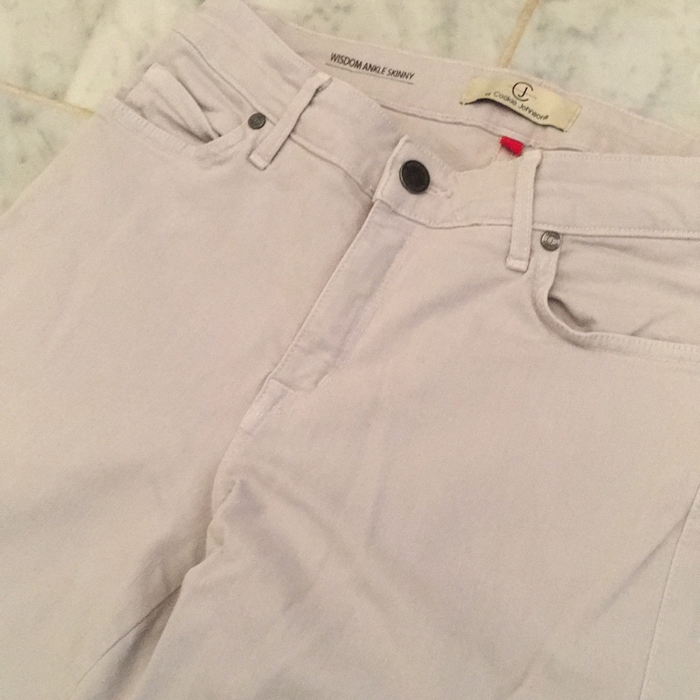 Pale Grey Skinny Jeans CJ by Cookie Johnson Sz 27